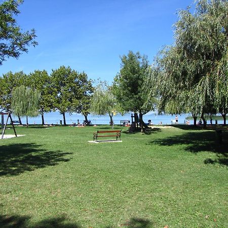 Schmidt apartment Balatonfenyves Buitenkant foto