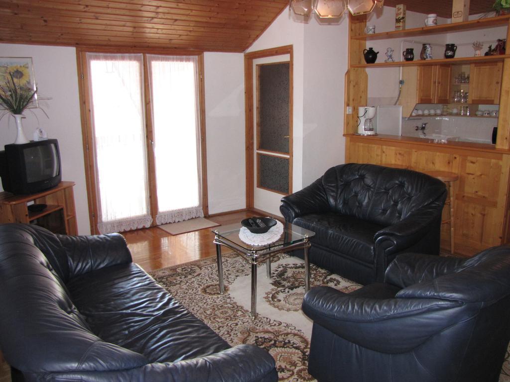 Schmidt apartment Balatonfenyves Kamer foto